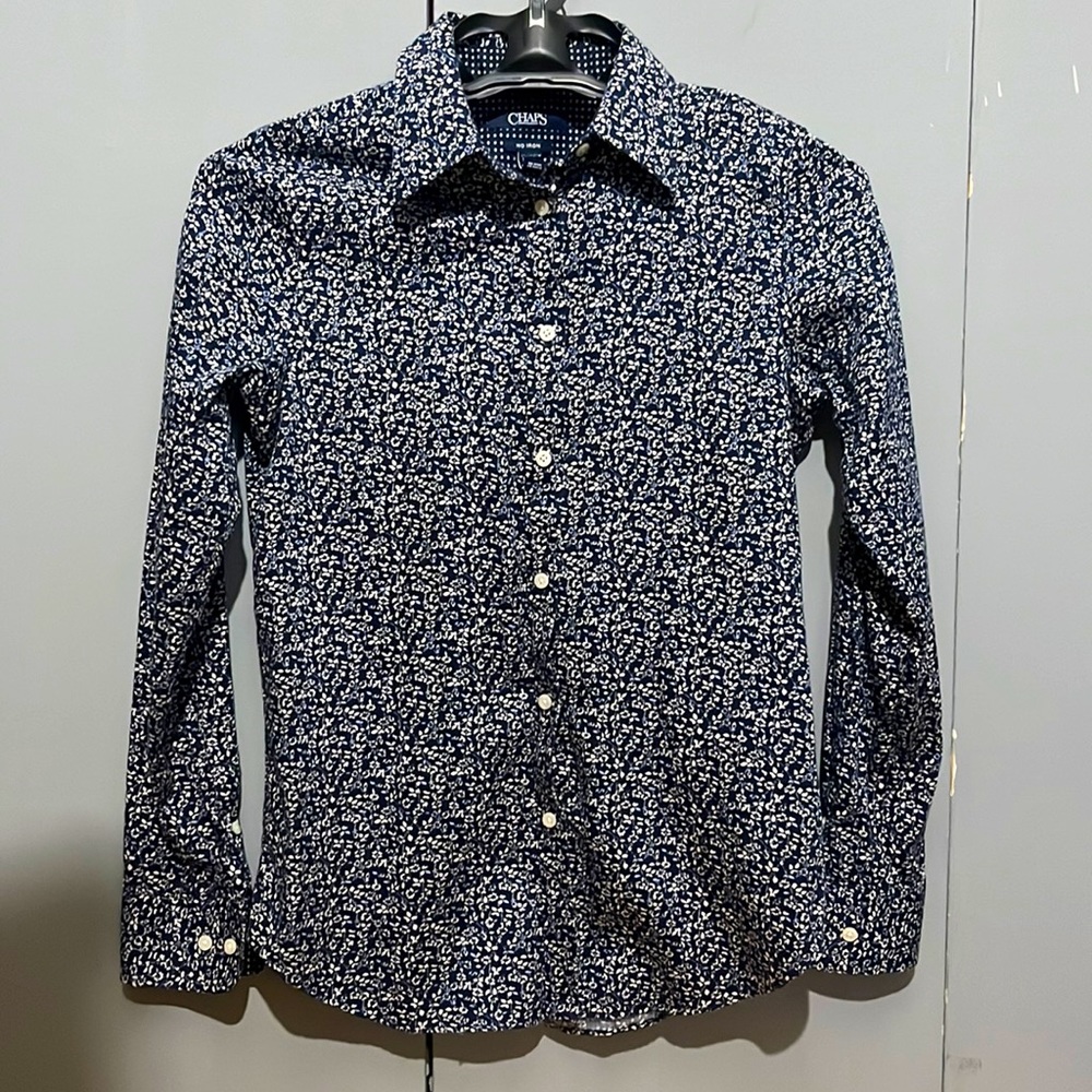 Chaps womens flower button/blue floral ditsy button down tunic